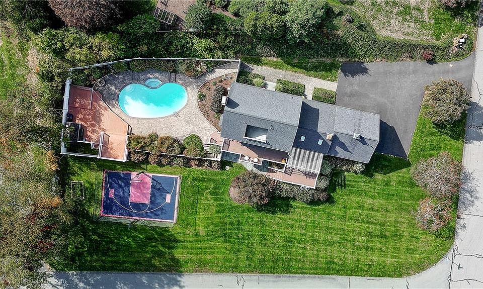 125 Gideon Lawton Ln, Portsmouth, RI 02871 Zillow