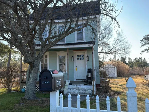 5378 Main St, Chincoteague Island, VA 23336