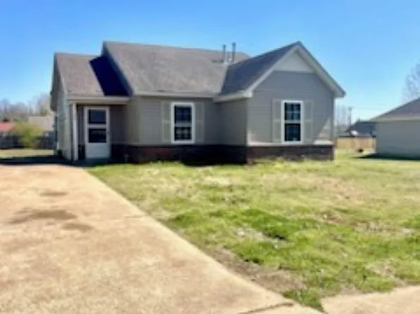 90 W Harmony Dr, Mason, TN 38049
