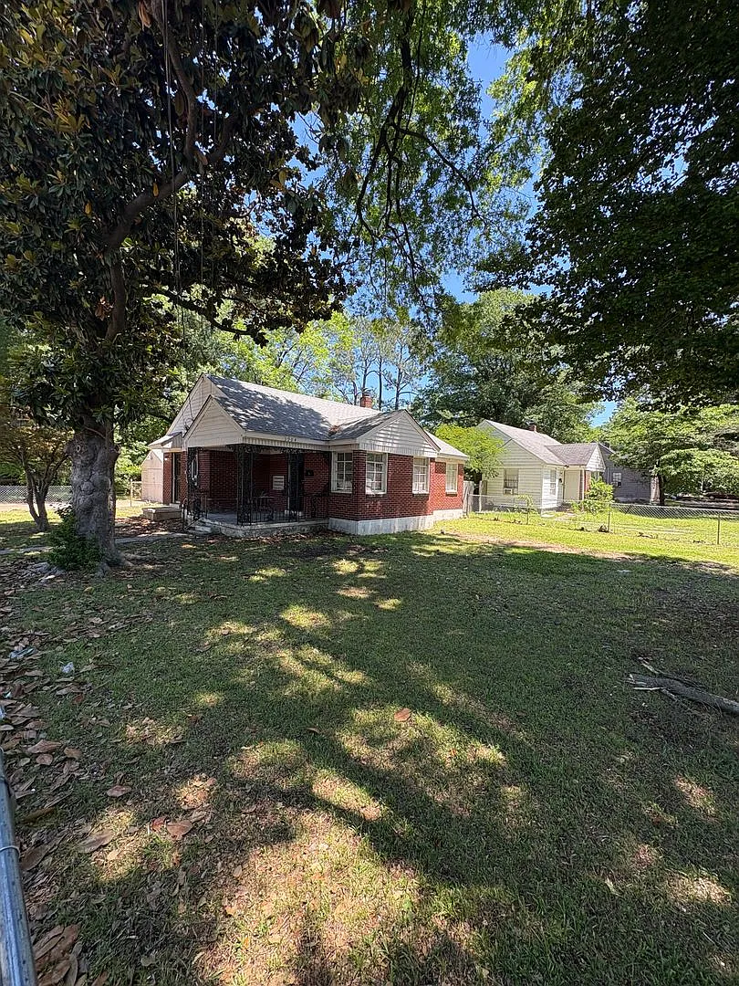 Welcome to 3904 Kimball Ave! — Photo 1