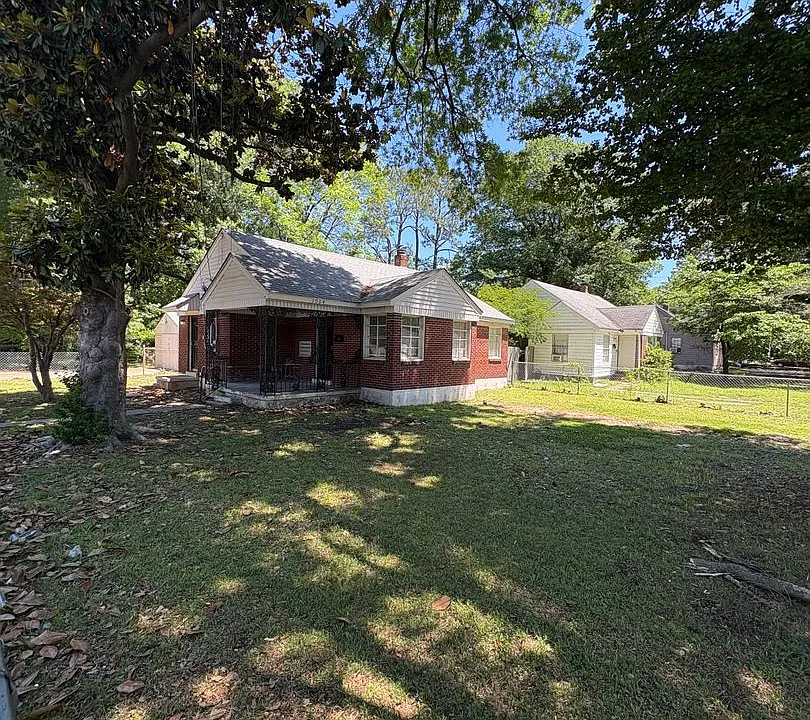 3904 Kimball Ave