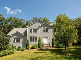 4 Farrar Rd, Upton, MA 01568