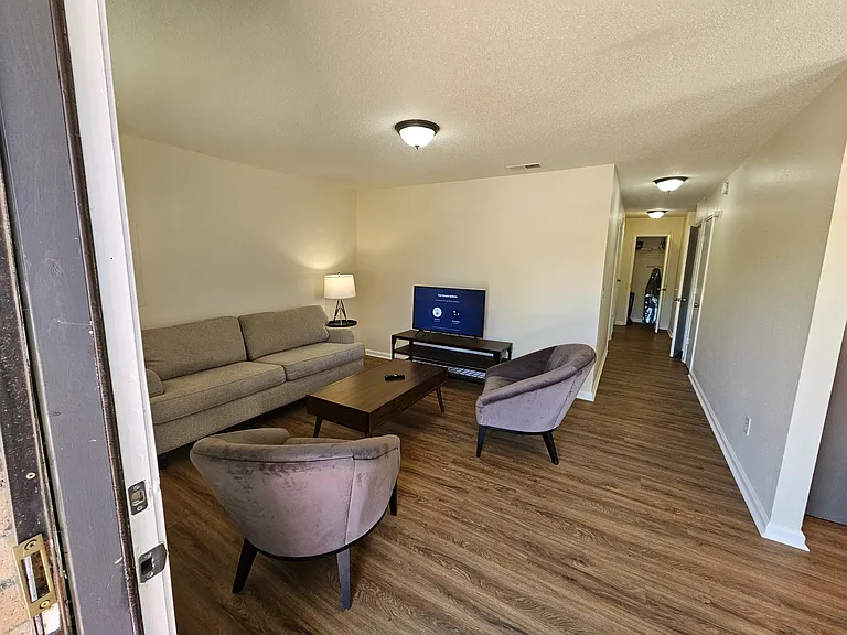 3594 Russelwood Dr — Photo 3