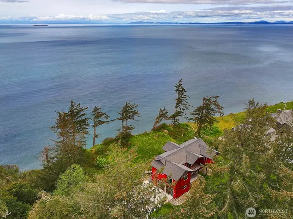 2265 West Beach Road, Oak Harbor, WA 98277