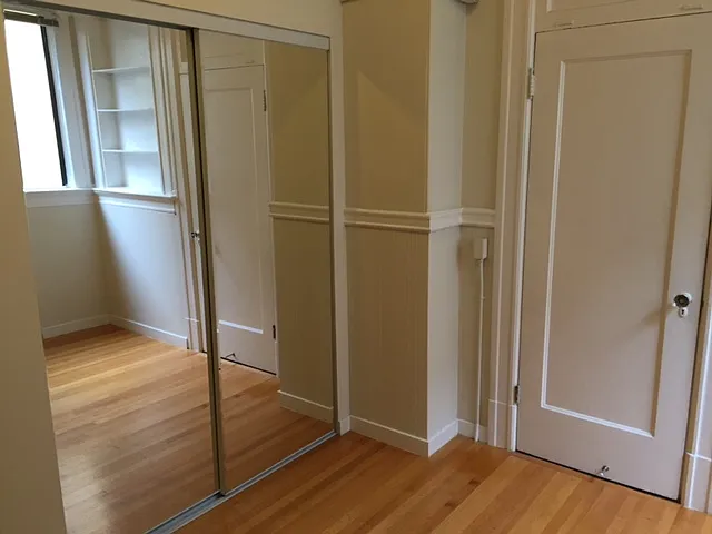 1470 California St #7 — Photo 5