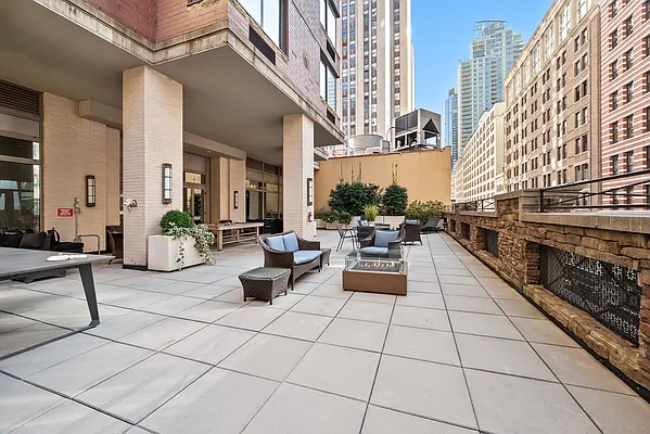 Rented by Compass | media 39