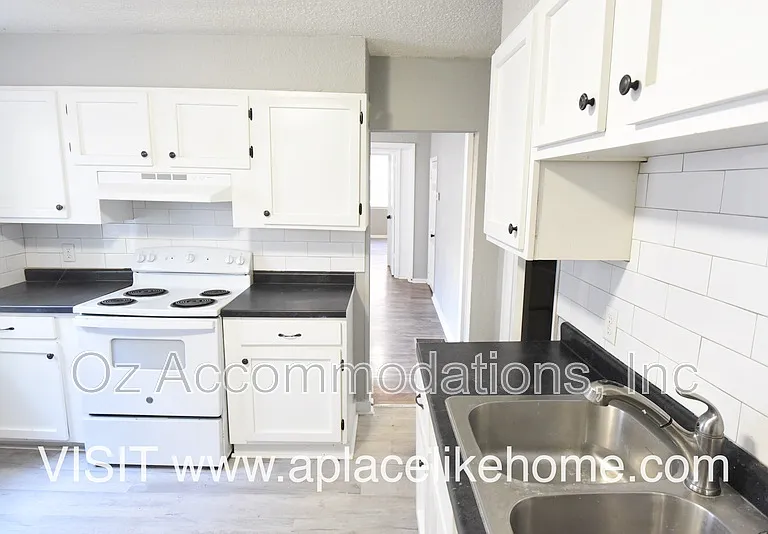1408 N 2nd St — Photo 8