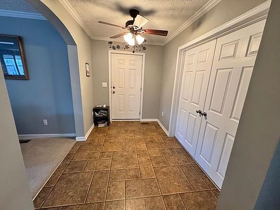 3rd image of 150 Asbury Ct
