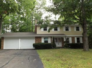 1006 Southern Pines Dr, Endwell, NY 13760