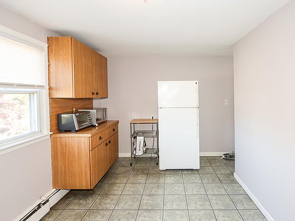4th image of 2 5th Ave Floor 2