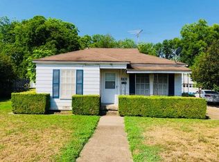 6810 Red Bud Dr, Dallas, TX 75227