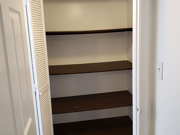 5th image of 473 S State St APT 323