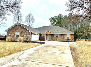 25433 Drawbaugh Rd, Athens, AL 35613
