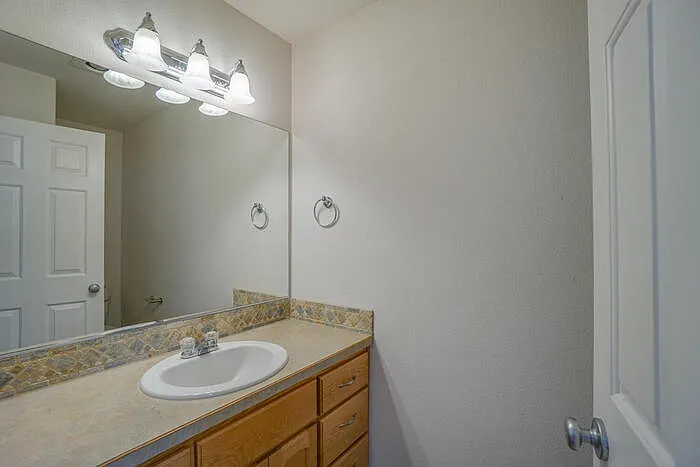 5109 NE 48th Cir — Photo 21