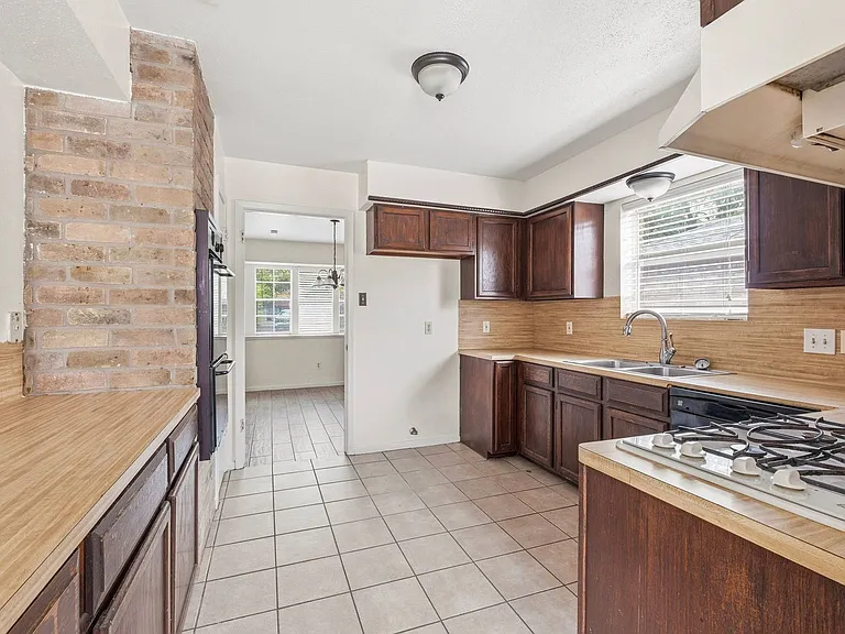 1142 Red Rock Canyon Dr — Photo 11