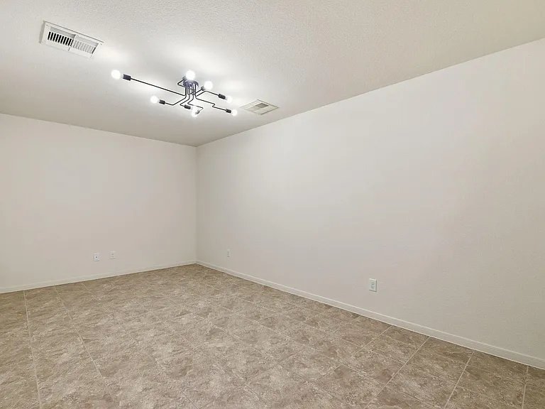 3209 Clearview Cir — Photo 12