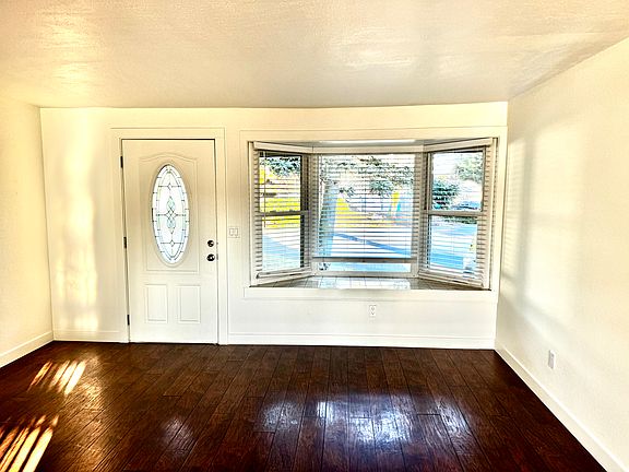 Bay windows for plants