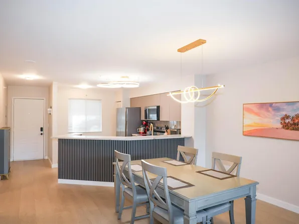 2334 S Cypress Bend Dr APT 202, Pompano Beach, FL 33069