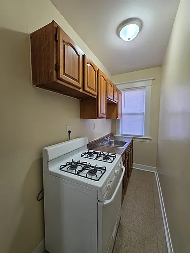 534 Whalley Ave #R1 Photo 1