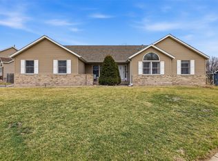 1705 Concord Dr, Marion, IA