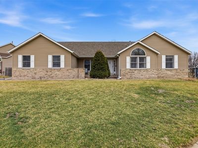 1705 Concord Dr, Marion, IA, 52302
