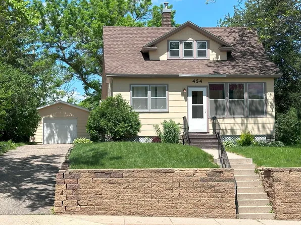 454 W Bridge St, Owatonna, MN 55060