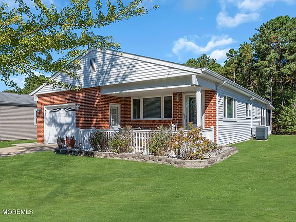 2nd image of 435 Costa Mesa Drive