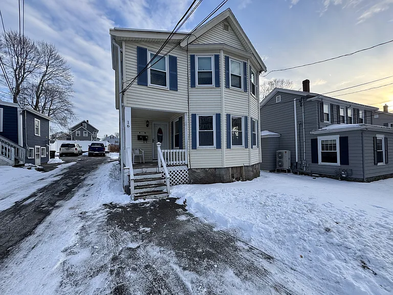 16 Sturgis St #1 — Photo 8