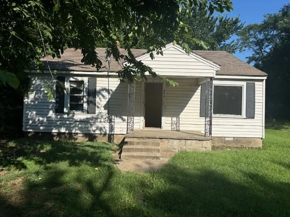 907 S 2nd St, Muskogee, OK 74401