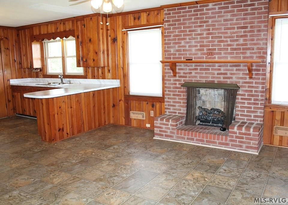 212 N Main St, Roxobel, NC 27872 Zillow