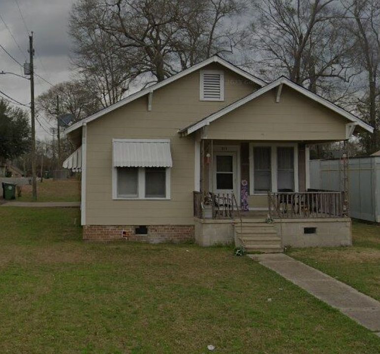 1st image of 321 Dearborne St