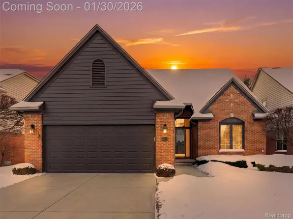 43579 Inglenook Ct #38, Sterling Heights, MI 48314
