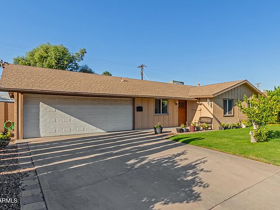 4th image of 3640 W GARDENIA Avenue