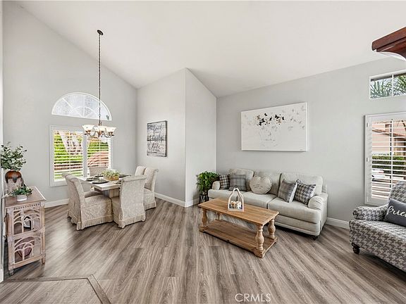 3rd image of 27199 Echo Canyon Ct