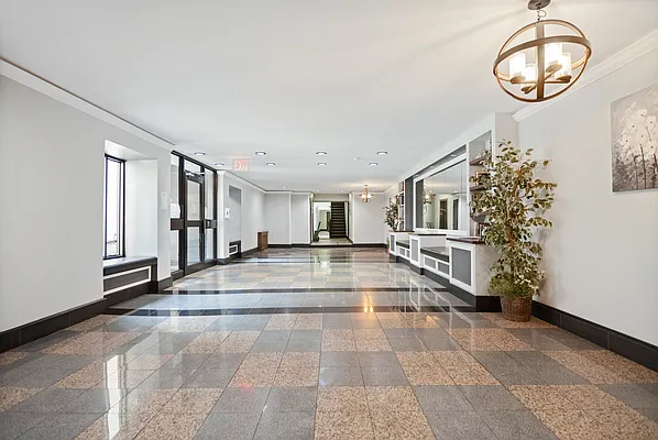 Sold by HomeDax Real Estate | media 8