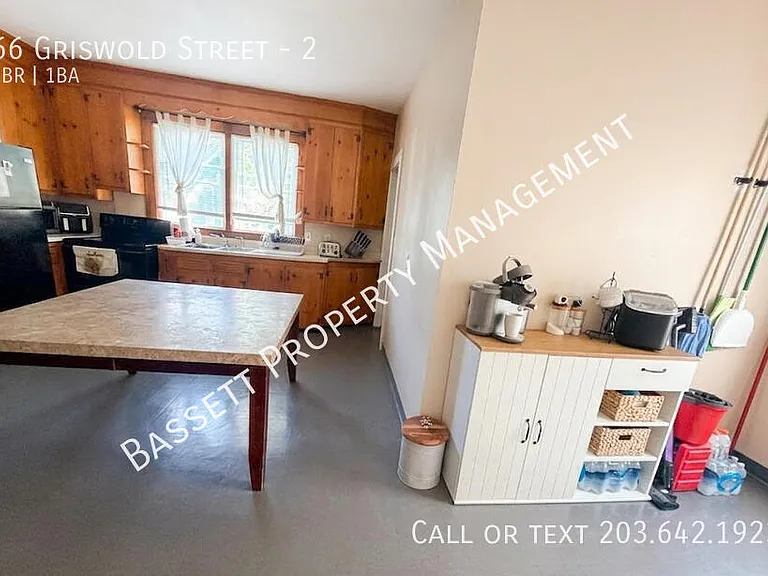 66 Griswold St #2 — Photo 7