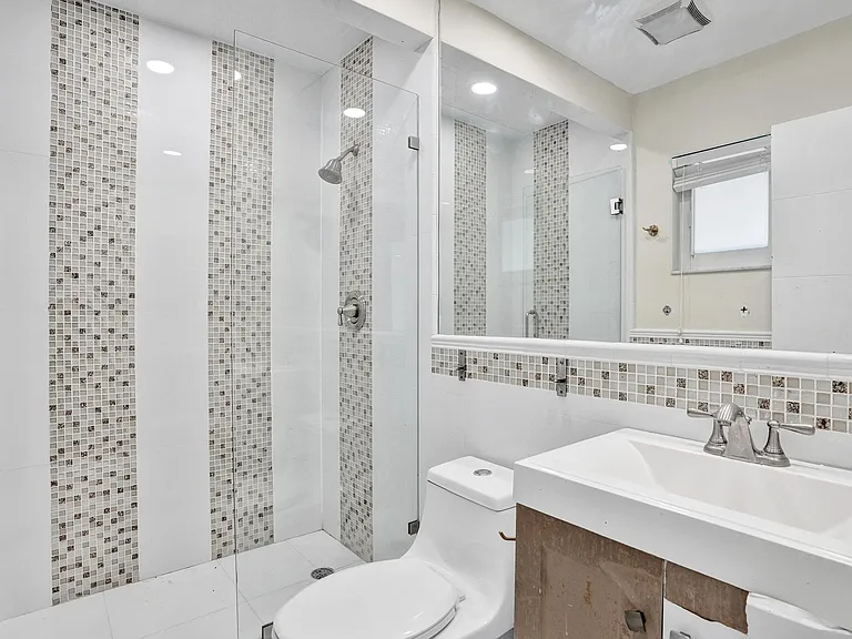 343 Layne Blvd — Photo 18