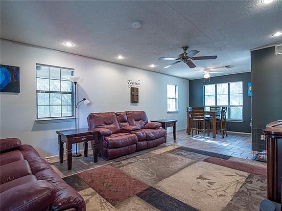 3rd image of 3602 Broken Bow Dr