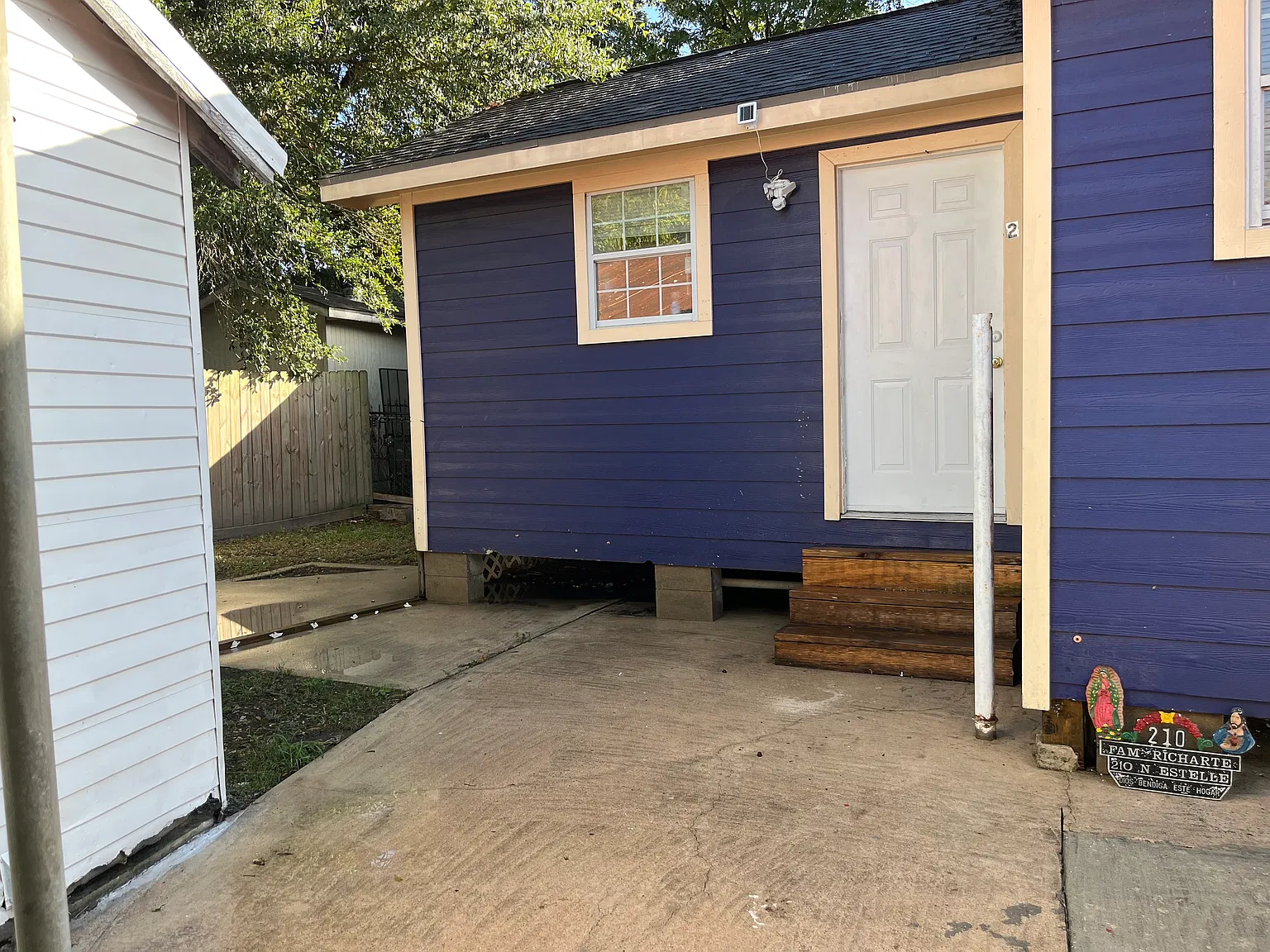 210 N Estelle St — Photo 4
