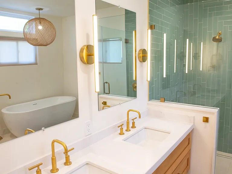 2525 Brant St — Photo 30