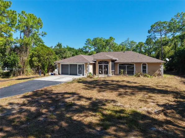 260 14th St SE, Naples, FL 34117