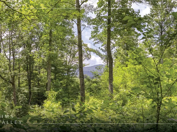 21R Pilot Knob Road, Glenville, NC 28736