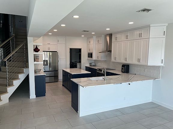 3rd image of 2229 Monet Rd