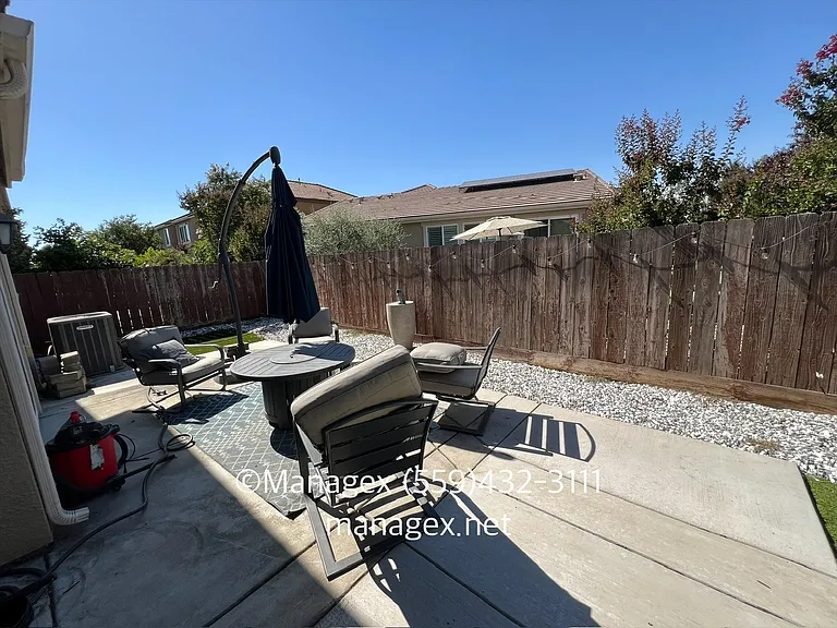 3069 Mount Rainier Ln — Photo 16