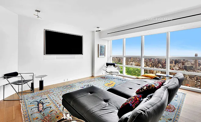 Sold by Engel & Völkers New York City | media 16