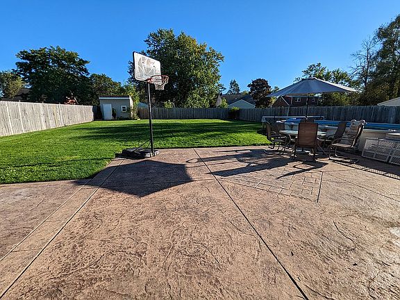 5th image of 3531 Walden Ave