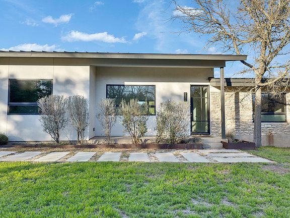 4th image of 9901 Ledgestone Ter