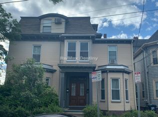 3-5 Day St #1, Cambridge, MA 02140