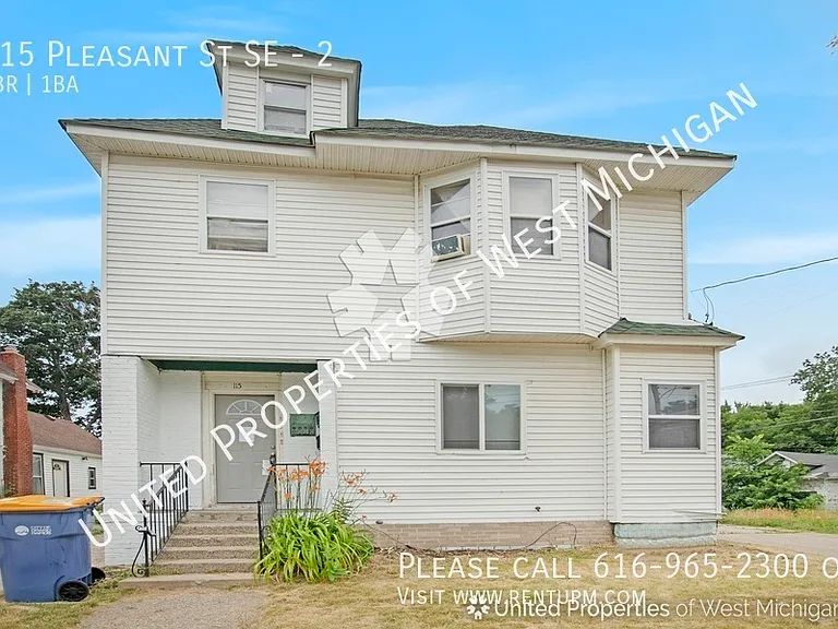 115 Pleasant St SE #2 — Photo 1