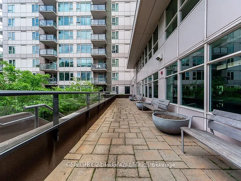 190 Borough Dr #1010 — Photo 14